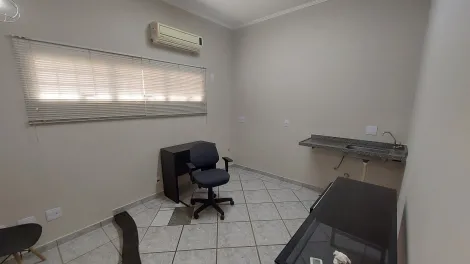 Alugar Comercial / Casa Comercial em S&atilde;o Jos&eacute; do Rio Preto R$ 5.000,00 - Foto 13