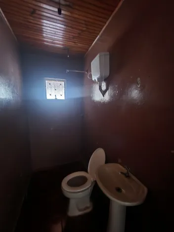 Alugar Casa / Padr&atilde;o em S&atilde;o Jos&eacute; do Rio Preto R$ 700,00 - Foto 4