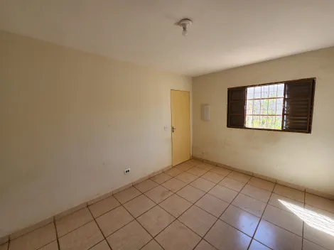 Alugar Casa / Padr&atilde;o em S&atilde;o Jos&eacute; do Rio Preto R$ 650,00 - Foto 4