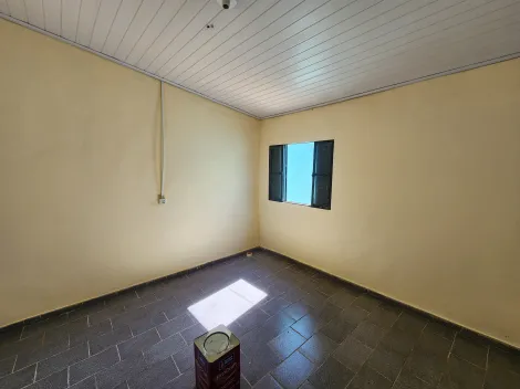 Alugar Casa / Padr&atilde;o em S&atilde;o Jos&eacute; do Rio Preto R$ 550,00 - Foto 4