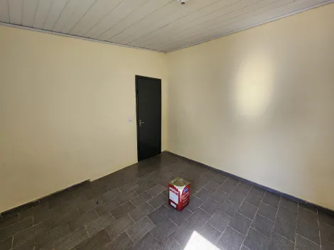 Alugar Casa / Padr&atilde;o em S&atilde;o Jos&eacute; do Rio Preto R$ 550,00 - Foto 5