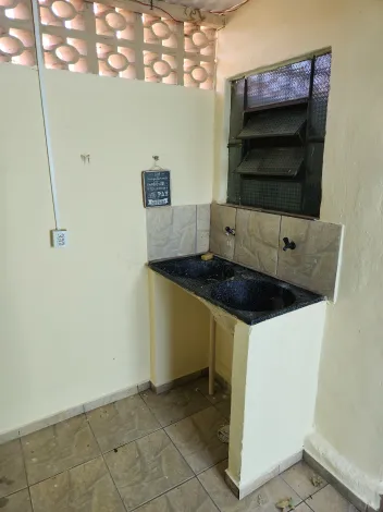 Alugar Casa / Padr&atilde;o em S&atilde;o Jos&eacute; do Rio Preto R$ 550,00 - Foto 7