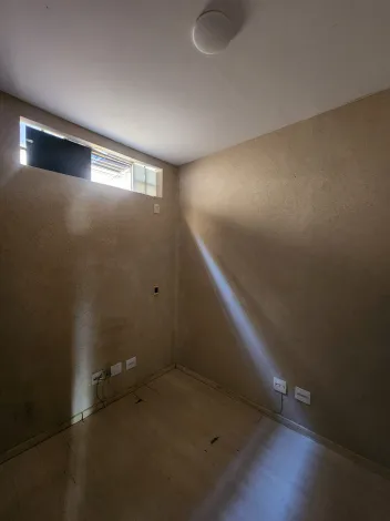 Alugar Comercial / Sal&atilde;o em S&atilde;o Jos&eacute; do Rio Preto R$ 3.000,00 - Foto 3