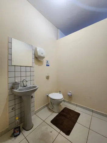 Alugar Comercial / Sala em S&atilde;o Jos&eacute; do Rio Preto R$ 500,00 - Foto 4
