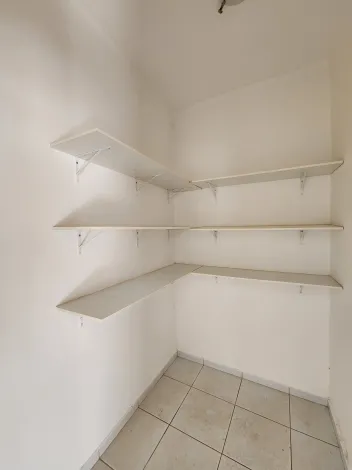 Alugar Casa / Condom&iacute;nio em S&atilde;o Jos&eacute; do Rio Preto R$ 6.000,00 - Foto 24