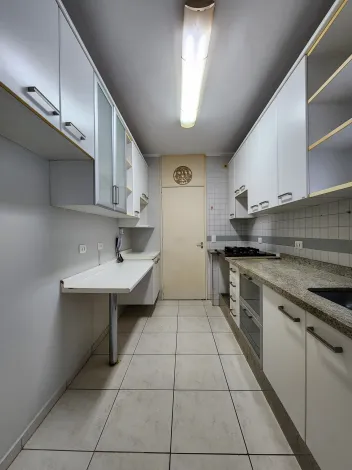Alugar Apartamento / Padr&atilde;o em S&atilde;o Jos&eacute; do Rio Preto R$ 1.650,00 - Foto 4