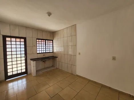 Alugar Casa / Padr&atilde;o em S&atilde;o Jos&eacute; do Rio Preto R$ 800,00 - Foto 4