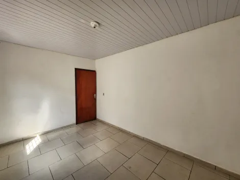 Alugar Casa / Padr&atilde;o em S&atilde;o Jos&eacute; do Rio Preto R$ 800,00 - Foto 6