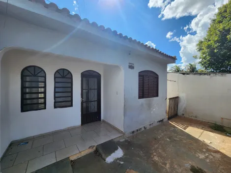 Alugar Casa / Padr&atilde;o em S&atilde;o Jos&eacute; do Rio Preto. apenas R$ 800,00