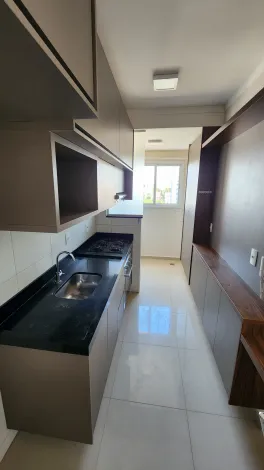 Alugar Apartamento / Padr&atilde;o em S&atilde;o Jos&eacute; do Rio Preto R$ 2.100,00 - Foto 3
