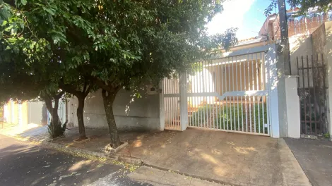 Alugar Casa / Padr&atilde;o em S&atilde;o Jos&eacute; do Rio Preto. apenas R$ 2.500,00