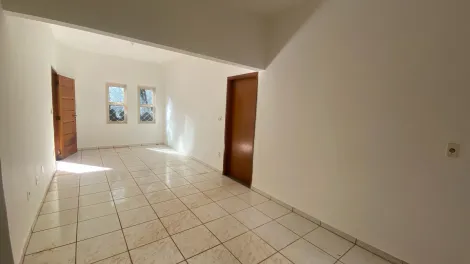 Alugar Casa / Padr&atilde;o em S&atilde;o Jos&eacute; do Rio Preto R$ 2.500,00 - Foto 3