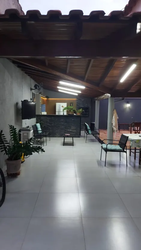 Alugar Casa / Padr&atilde;o em S&atilde;o Jos&eacute; do Rio Preto. apenas R$ 820.000,00