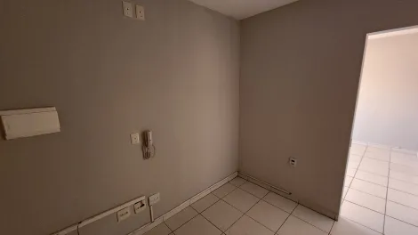 Alugar Comercial / Sala em S&atilde;o Jos&eacute; do Rio Preto R$ 1.300,00 - Foto 2