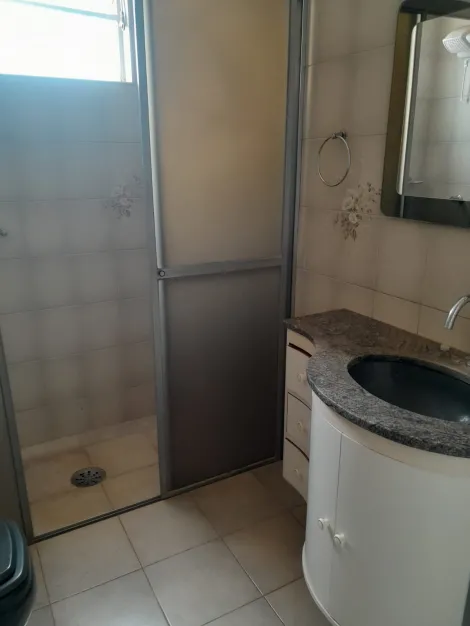 Alugar Apartamento / Padr&atilde;o em S&atilde;o Jos&eacute; do Rio Preto R$ 1.300,00 - Foto 11