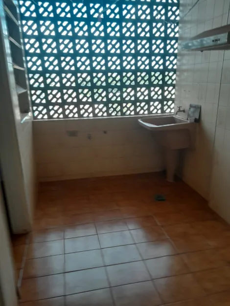 Alugar Apartamento / Padr&atilde;o em S&atilde;o Jos&eacute; do Rio Preto R$ 1.300,00 - Foto 3