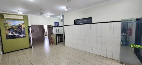 Alugar Comercial / Sal&atilde;o em S&atilde;o Jos&eacute; do Rio Preto. apenas R$ 3.200,00