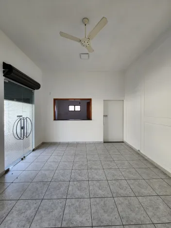 Alugar Comercial / Sal&atilde;o em S&atilde;o Jos&eacute; do Rio Preto R$ 2.200,00 - Foto 2