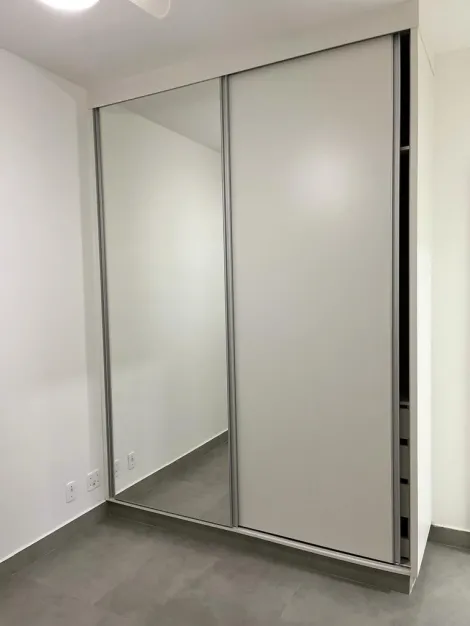 Alugar Apartamento / Padr&atilde;o em S&atilde;o Jos&eacute; do Rio Preto R$ 2.500,00 - Foto 14
