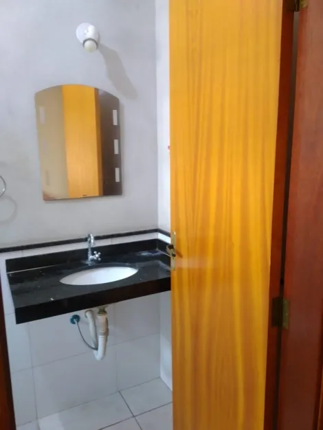 Alugar Casa / Padr&atilde;o em S&atilde;o Jos&eacute; do Rio Preto R$ 1.300,00 - Foto 6