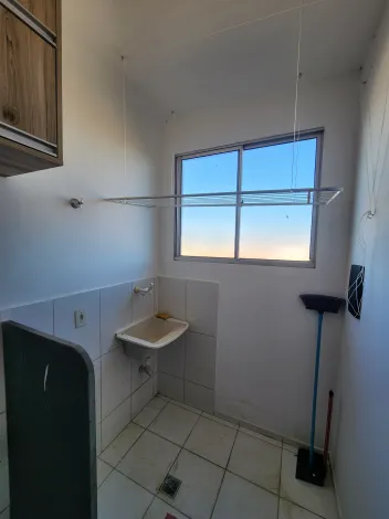 Alugar Apartamento / Padr&atilde;o em S&atilde;o Jos&eacute; do Rio Preto R$ 1.000,00 - Foto 3