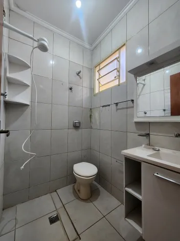 Alugar Casa / Padr&atilde;o em S&atilde;o Jos&eacute; do Rio Preto R$ 1.500,00 - Foto 8