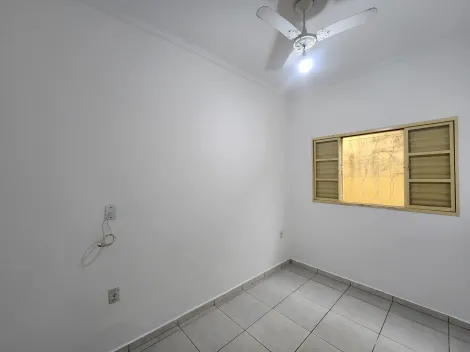 Alugar Casa / Padr&atilde;o em S&atilde;o Jos&eacute; do Rio Preto R$ 1.500,00 - Foto 9