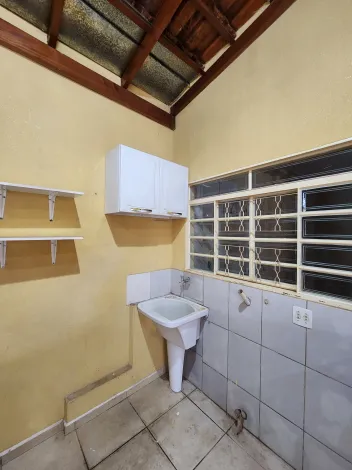Alugar Casa / Padr&atilde;o em S&atilde;o Jos&eacute; do Rio Preto R$ 1.500,00 - Foto 16