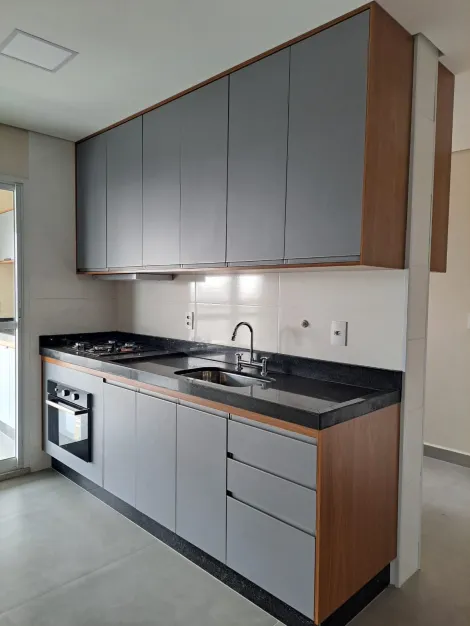 Alugar Apartamento / Padr&atilde;o em S&atilde;o Jos&eacute; do Rio Preto. apenas R$ 7.000,00