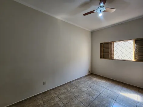 Alugar Casa / Padr&atilde;o em S&atilde;o Jos&eacute; do Rio Preto R$ 2.000,00 - Foto 13