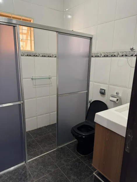Alugar Casa / Padr&atilde;o em S&atilde;o Jos&eacute; do Rio Preto R$ 1.900,00 - Foto 6