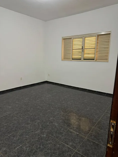 Alugar Casa / Padr&atilde;o em S&atilde;o Jos&eacute; do Rio Preto R$ 1.900,00 - Foto 9