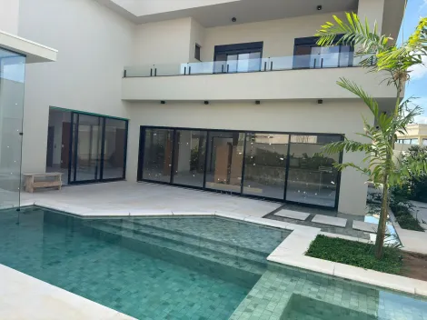 Casa / Condom&iacute;nio em S&atilde;o Jos&eacute; do Rio Preto 