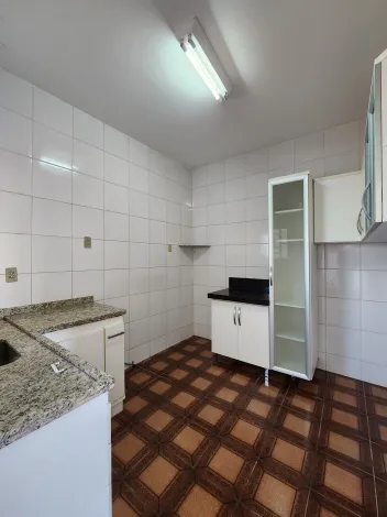 Alugar Casa / Sobrado em S&atilde;o Jos&eacute; do Rio Preto R$ 1.800,00 - Foto 4
