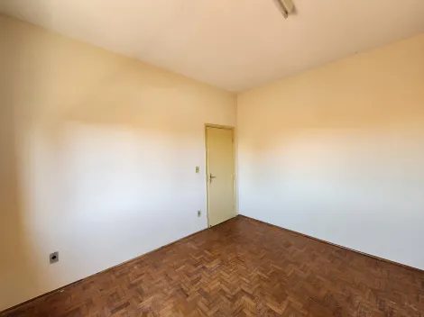 Alugar Casa / Sobrado em S&atilde;o Jos&eacute; do Rio Preto R$ 1.800,00 - Foto 13