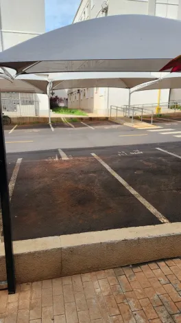 Alugar Apartamento / Padr&atilde;o em S&atilde;o Jos&eacute; do Rio Preto R$ 750,00 - Foto 12