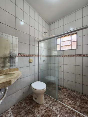 Alugar Casa / Padr&atilde;o em S&atilde;o Jos&eacute; do Rio Preto R$ 1.500,00 - Foto 16