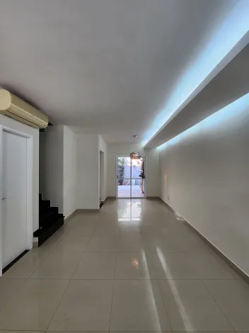 Alugar Casa / Condom&iacute;nio em S&atilde;o Jos&eacute; do Rio Preto. apenas R$ 3.600,00