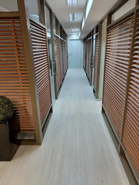 Alugar Comercial / Sal&atilde;o em S&atilde;o Jos&eacute; do Rio Preto R$ 12.000,00 - Foto 4