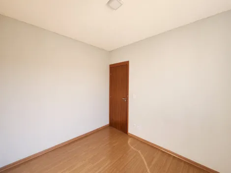 Alugar Apartamento / Padr&atilde;o em S&atilde;o Jos&eacute; do Rio Preto R$ 950,00 - Foto 6