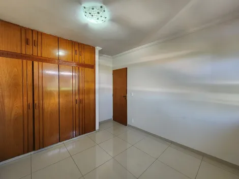 Alugar Apartamento / Padr&atilde;o em S&atilde;o Jos&eacute; do Rio Preto R$ 1.100,00 - Foto 5