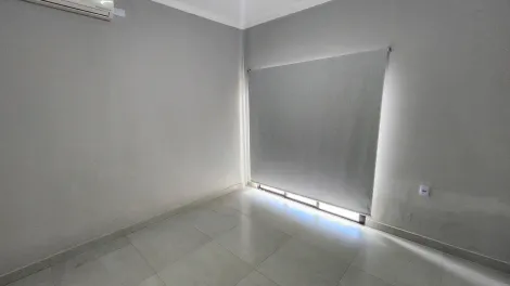 Alugar Casa / Padr&atilde;o em Mirassol R$ 1.200,00 - Foto 4