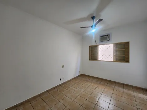 Alugar Casa / Padr&atilde;o em S&atilde;o Jos&eacute; do Rio Preto R$ 3.500,00 - Foto 9