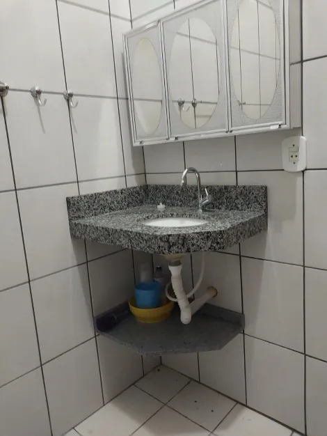 Comprar Casa / Padr&atilde;o em Fernand&oacute;polis R$ 450.000,00 - Foto 24