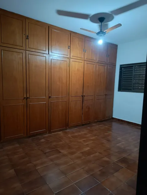 Alugar Casa / Padr&atilde;o em S&atilde;o Jos&eacute; do Rio Preto R$ 1.800,00 - Foto 7