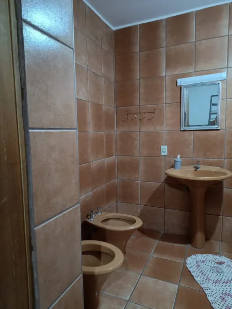 Alugar Casa / Padr&atilde;o em S&atilde;o Jos&eacute; do Rio Preto R$ 1.800,00 - Foto 8