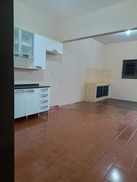 Alugar Casa / Padr&atilde;o em S&atilde;o Jos&eacute; do Rio Preto R$ 1.800,00 - Foto 12