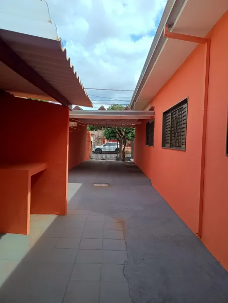Alugar Casa / Padr&atilde;o em S&atilde;o Jos&eacute; do Rio Preto. apenas R$ 1.800,00