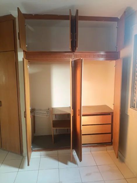 Alugar Apartamento / Padr&atilde;o em S&atilde;o Jos&eacute; do Rio Preto R$ 950,00 - Foto 7