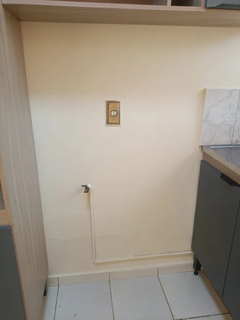 Alugar Apartamento / Padr&atilde;o em S&atilde;o Jos&eacute; do Rio Preto R$ 950,00 - Foto 10